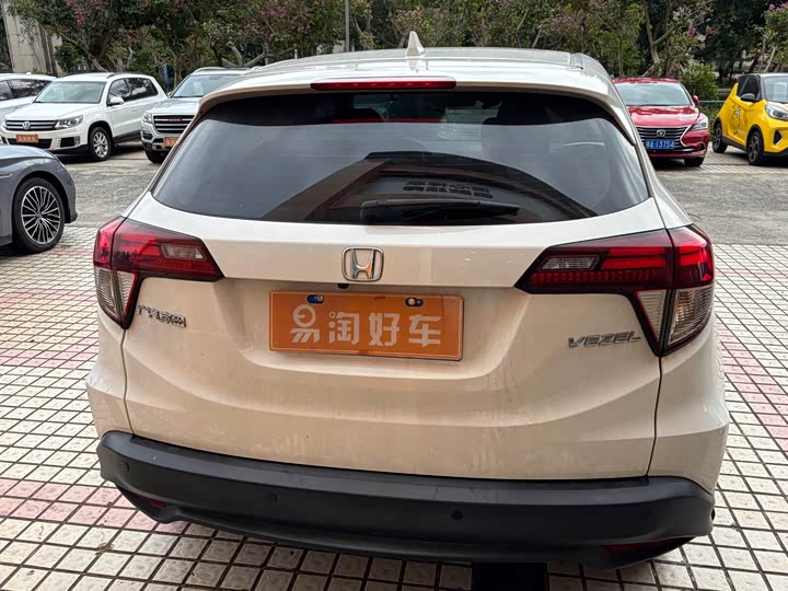 Фото 6 - Honda Vezel