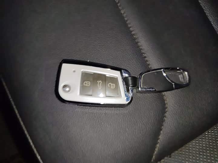 Фото 9 - Volkswagen Tayron