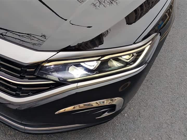 Фото 5 - Volkswagen Passat