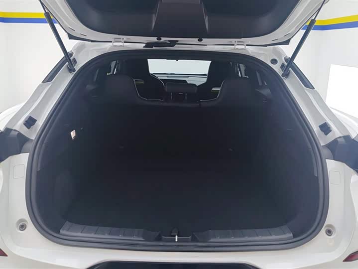 Фото 4 - Changan UNI-T