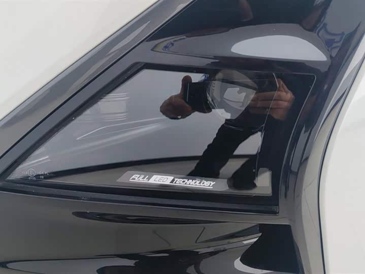 Фото 5 - Changan UNI-T