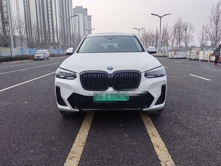 Фото 2 - BMW iX3