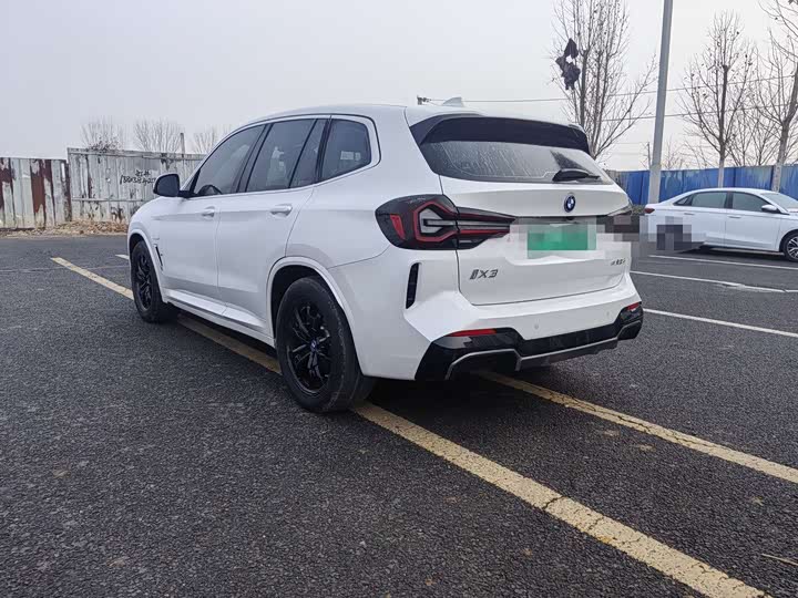 Фото 6 - BMW iX3