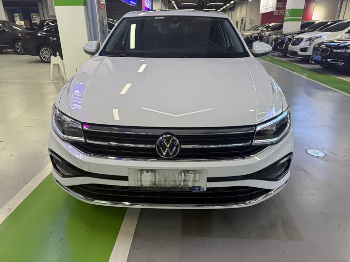Фото 2 - Volkswagen Bora