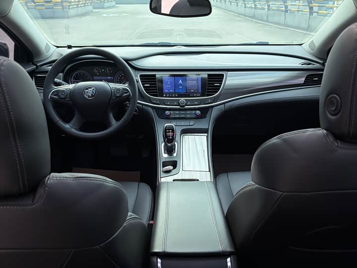 Фото 8 - Buick LaCrosse