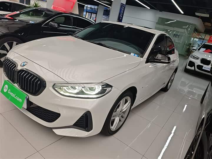 Фото 1 - BMW 1 Series