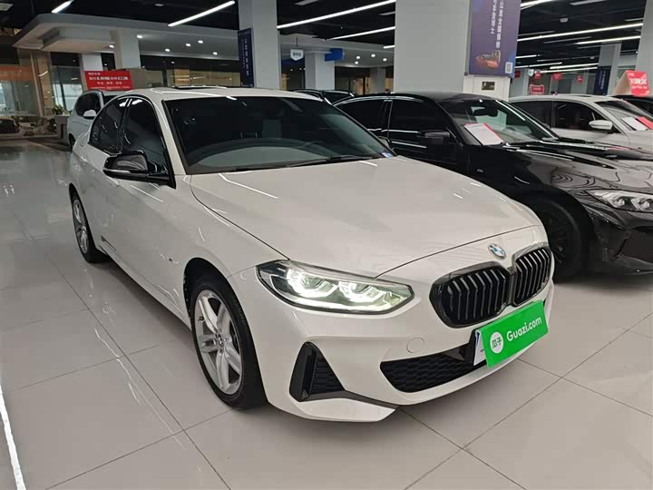 Фото 4 - BMW 1 Series