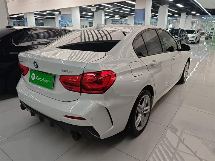 Фото 7 - BMW 1 Series