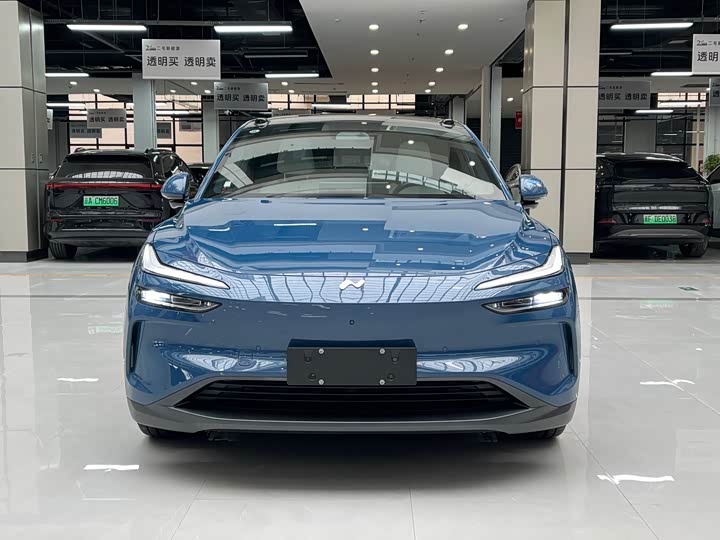 Фото 2 - Nio Onvo L60