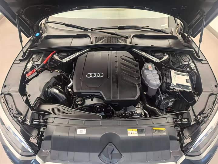 Фото 6 - Audi A5