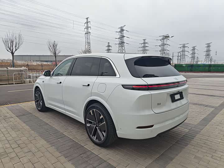 Фото 9 - LiXiang L7