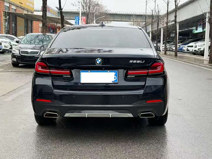 Фото 8 - BMW 5 Series