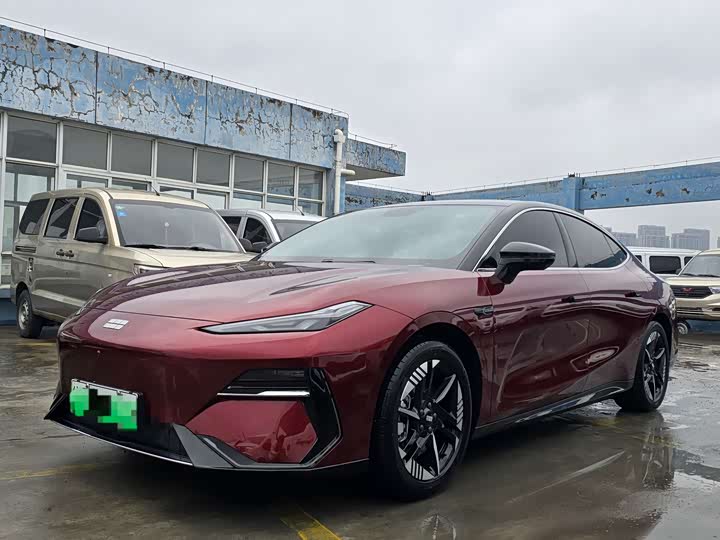 Фото 1 - Geely Galaxy E8