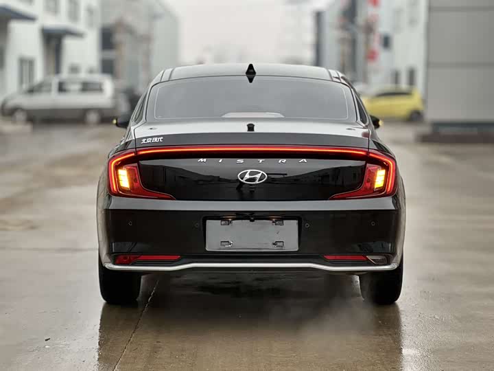 Фото 6 - Hyundai Mistra