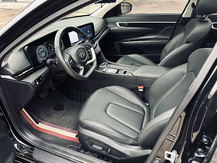 Фото 8 - Hyundai Mistra