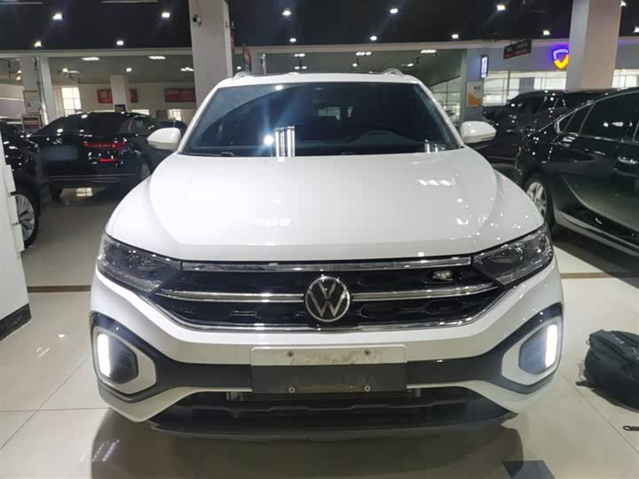 Фото 3 - Volkswagen T-Roc