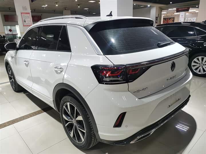 Фото 5 - Volkswagen T-Roc