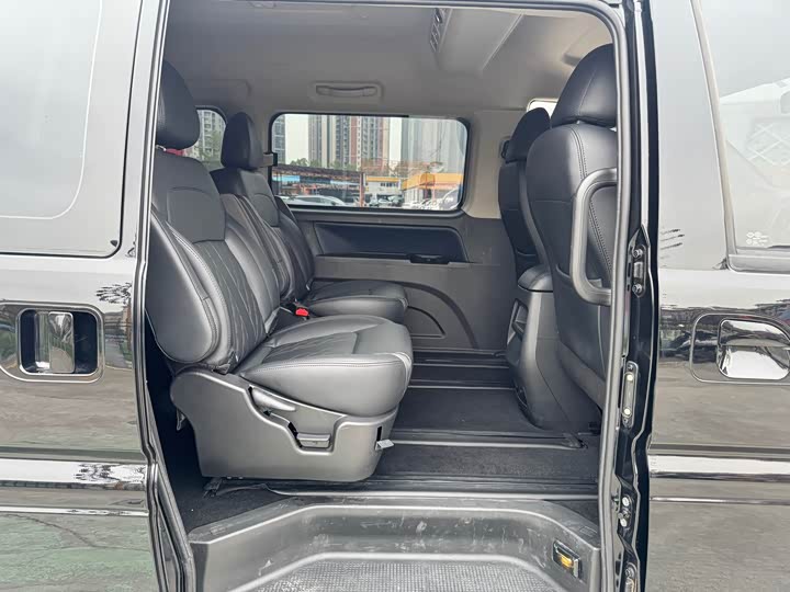 Фото 6 - Dongfeng Forthing Lingzhi M5