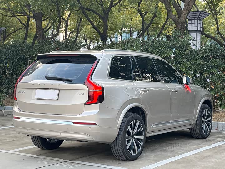 Фото 5 - Volvo XC90