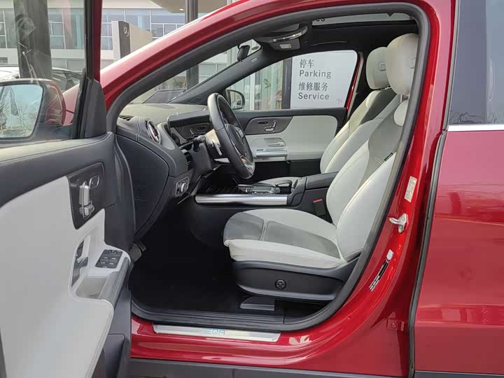 Фото 9 - Mercedes-Benz EQA