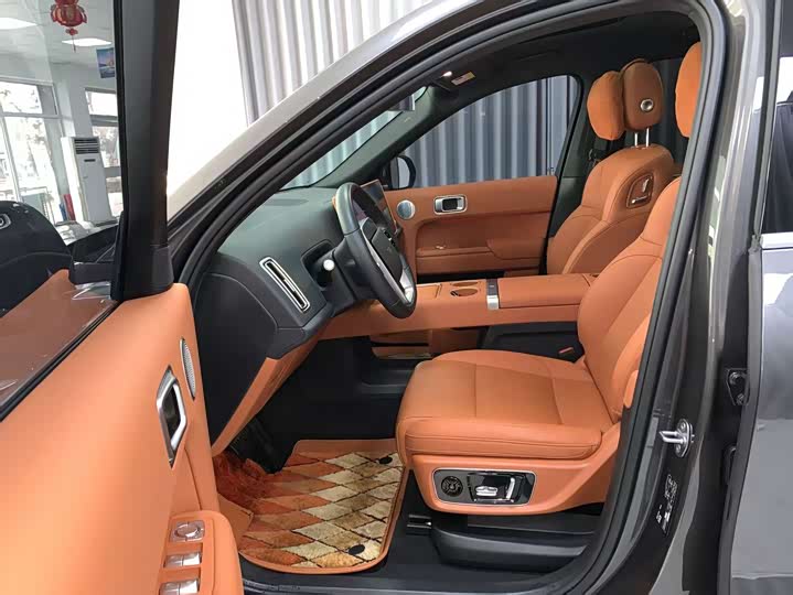 Фото 7 - LiXiang L8