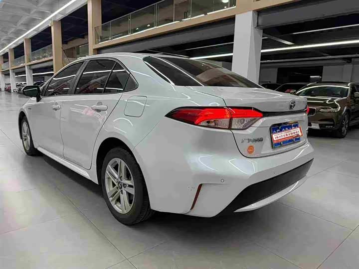 Фото 8 - Toyota Levin