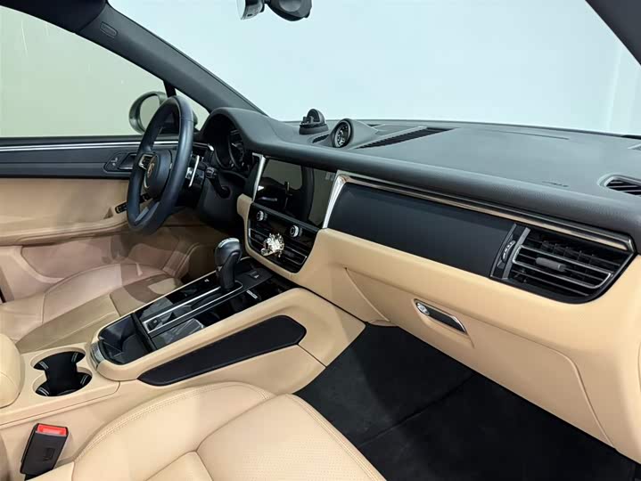 Фото 9 - Porsche Macan