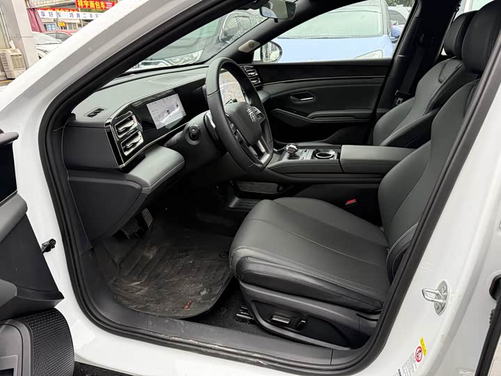 Фото 5 - BYD Qin L