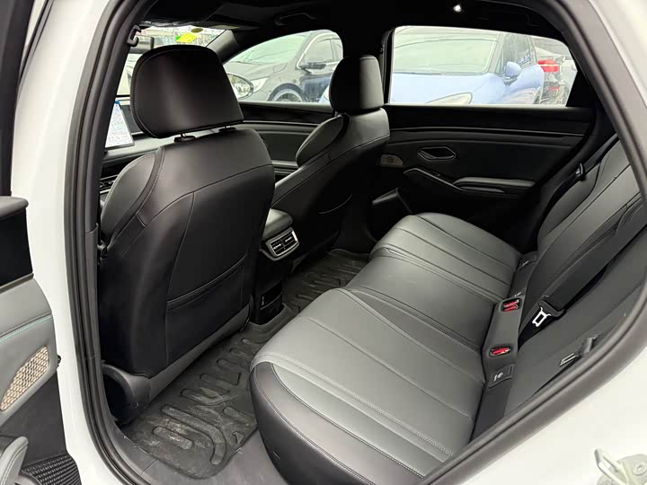 Фото 7 - BYD Qin L