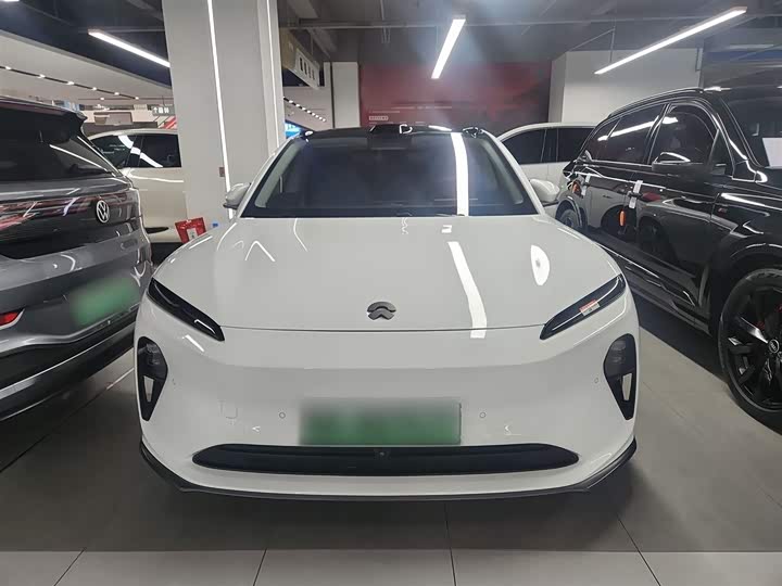 Фото 3 - Nio ET5