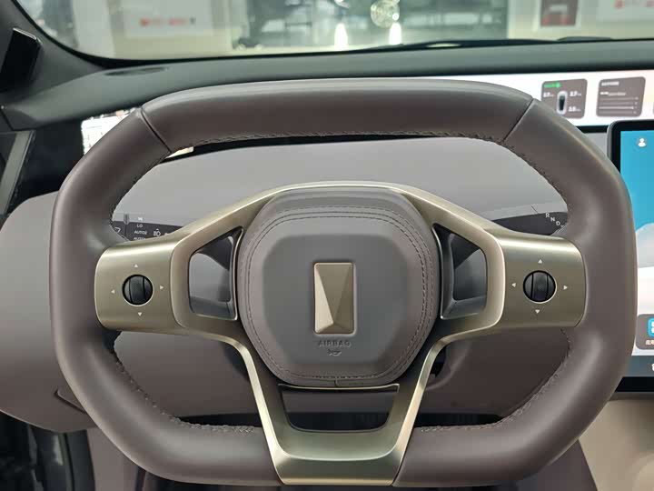 Фото 8 - Avatr 12