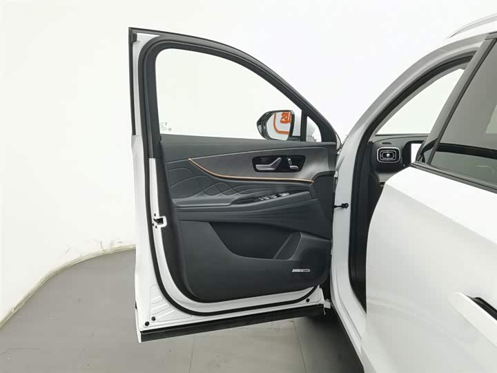 Фото 8 - Chery Fulwin T10