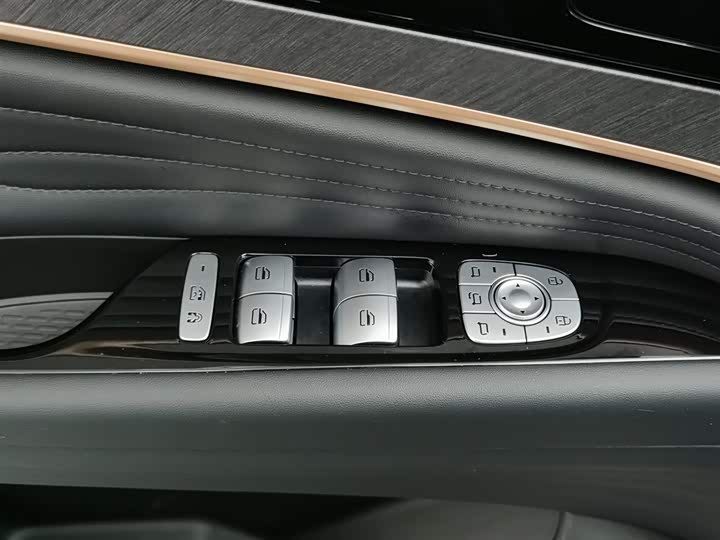 Фото 9 - Chery Fulwin T10