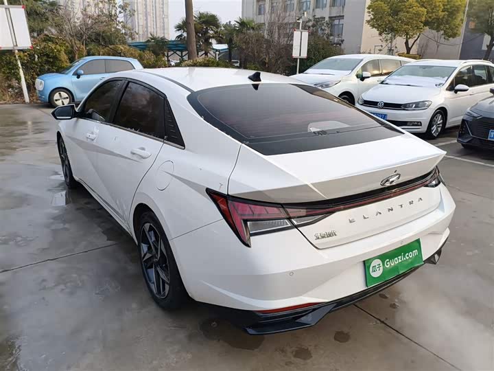 Фото 5 - Hyundai Elantra N line