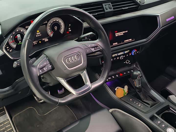 Фото 5 - Audi Q3