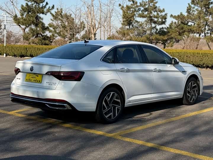 Фото 6 - Volkswagen Sagitar L