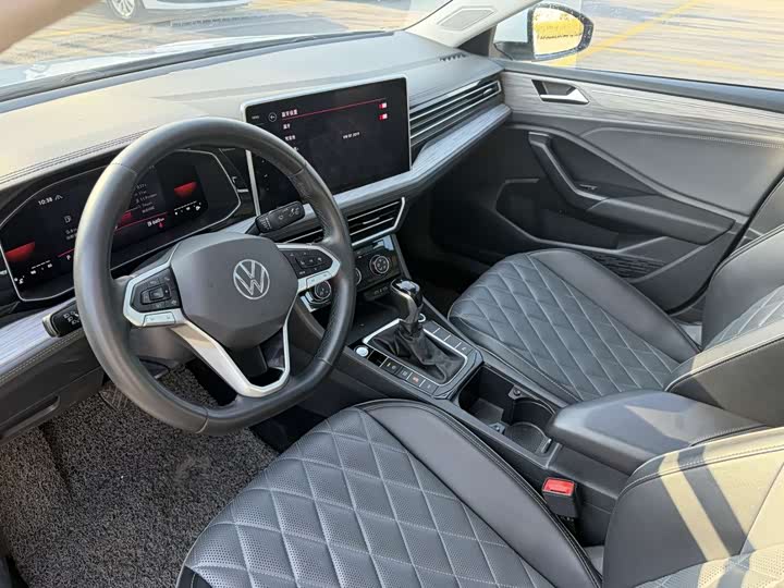 Фото 7 - Volkswagen Sagitar L
