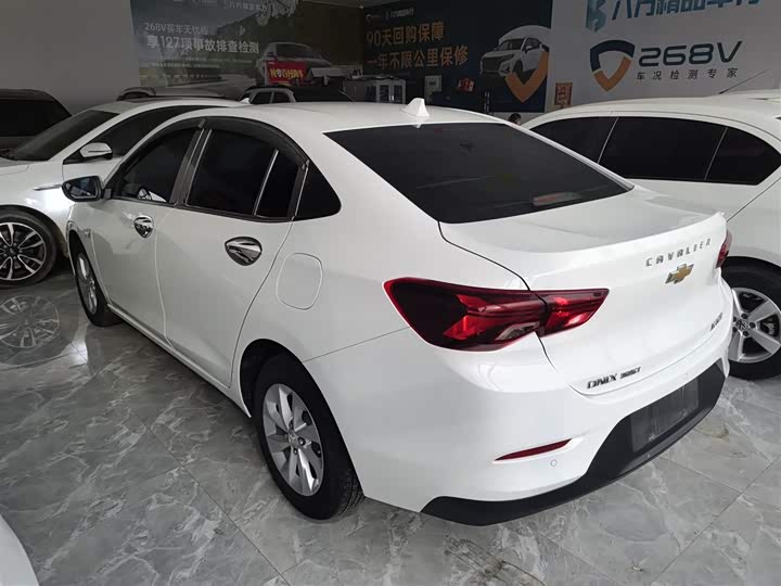 Фото 5 - Chevrolet Onix (Cavalier)