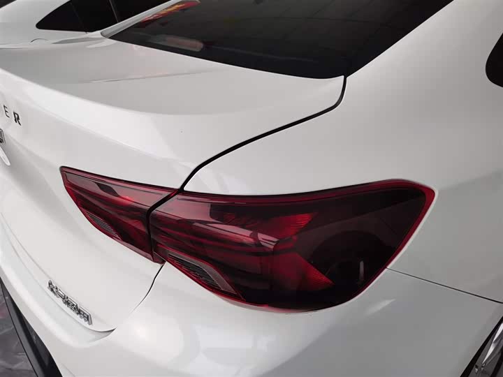 Фото 8 - Chevrolet Onix (Cavalier)