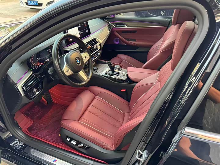 Фото 5 - BMW 5 Series