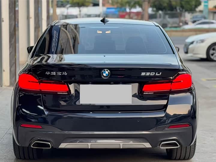 Фото 8 - BMW 5 Series