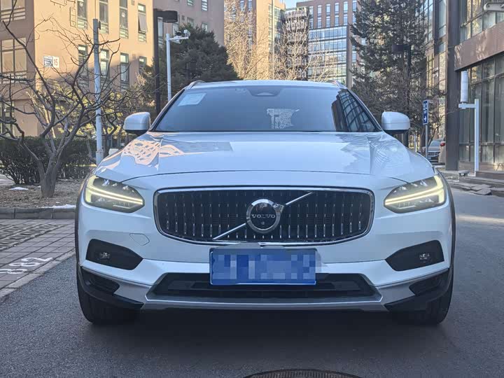 Фото 6 - Volvo V90