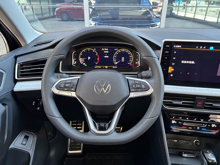 Фото 6 - Volkswagen Tiguan L Pro