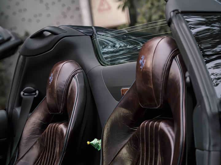 Фото 9 - Ferrari 812