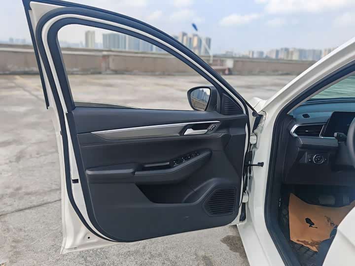 Фото 5 - Ford Escort