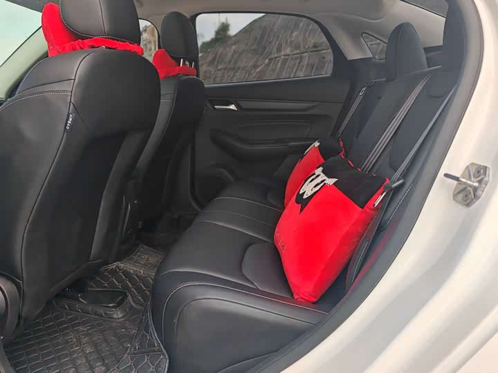 Фото 8 - Ford Escort