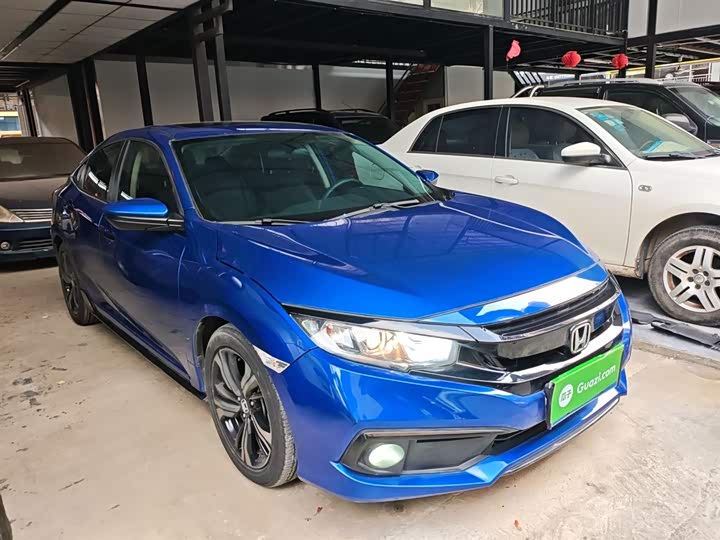 Фото 4 - Honda Civic