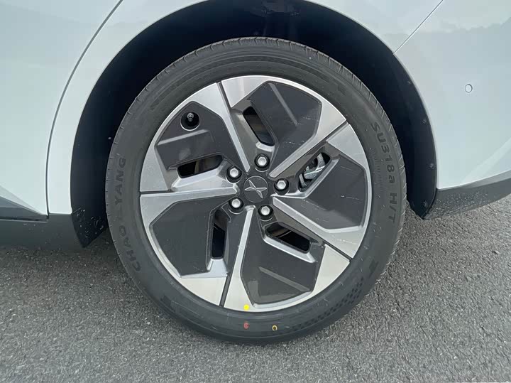 Фото 7 - XPeng Mona M03