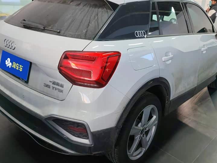 Фото 3 - Audi Q2L