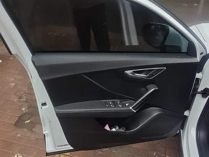 Фото 7 - Audi Q2L